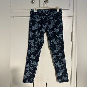 American Eagle Floral Skinny Jeans Size 6 | Dark Wash Stretch